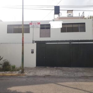 Casa en Venta – Jardines del Bosque